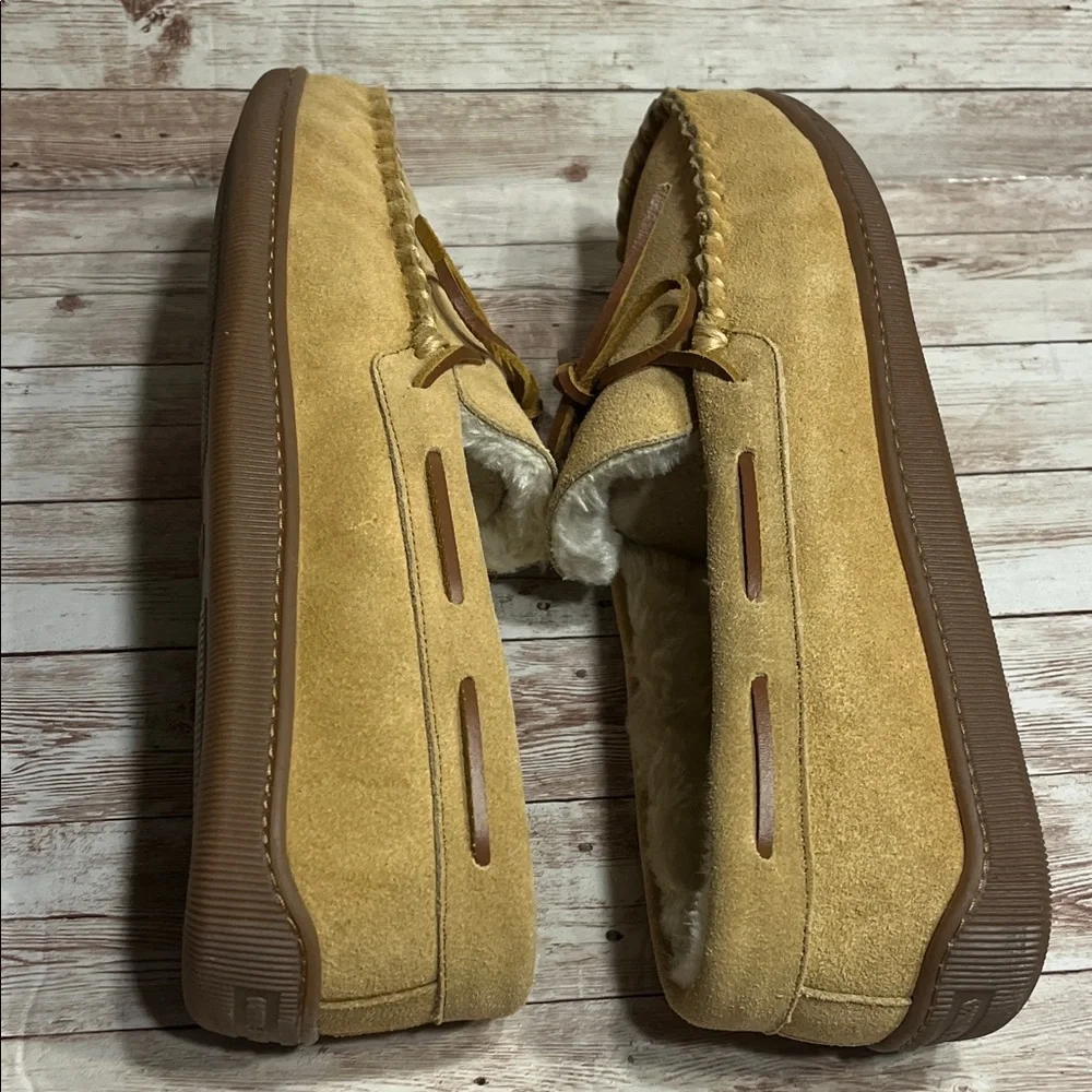 Minnetonka Pile Lined Hard sole Men's Brown Suede Loafers 13W